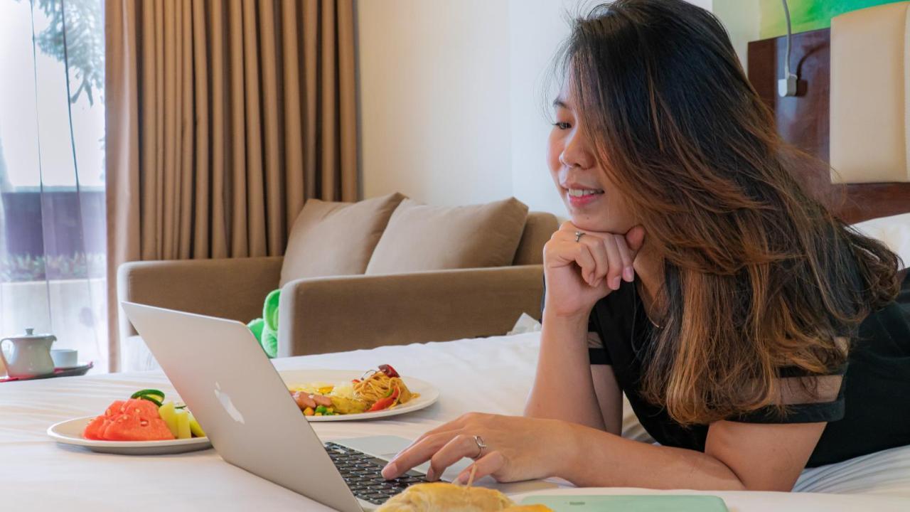Hotel Primebiz Cikarang Extérieur photo