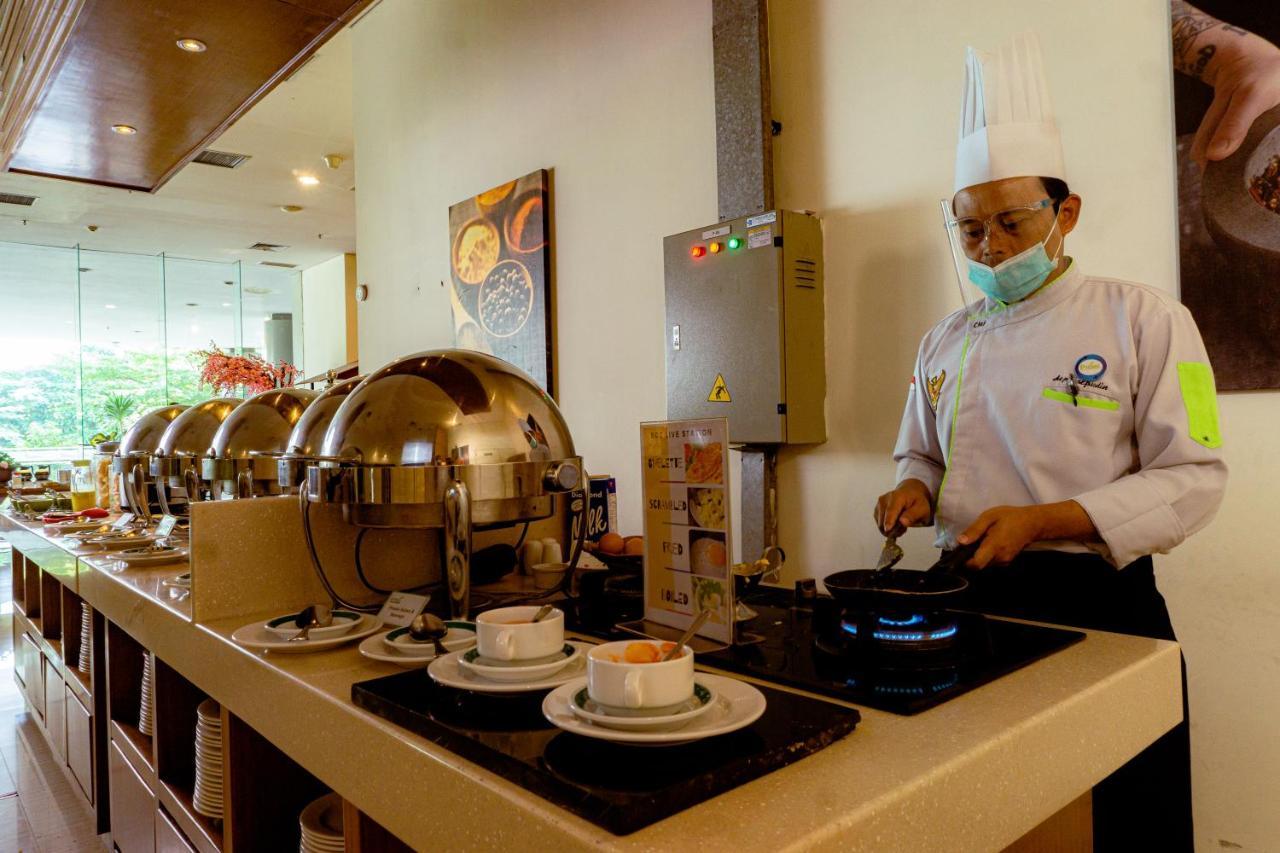 Hotel Primebiz Cikarang Extérieur photo