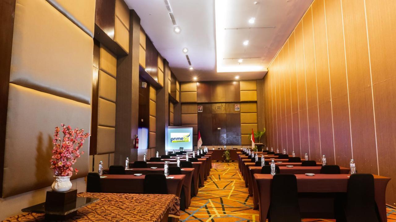Hotel Primebiz Cikarang Extérieur photo