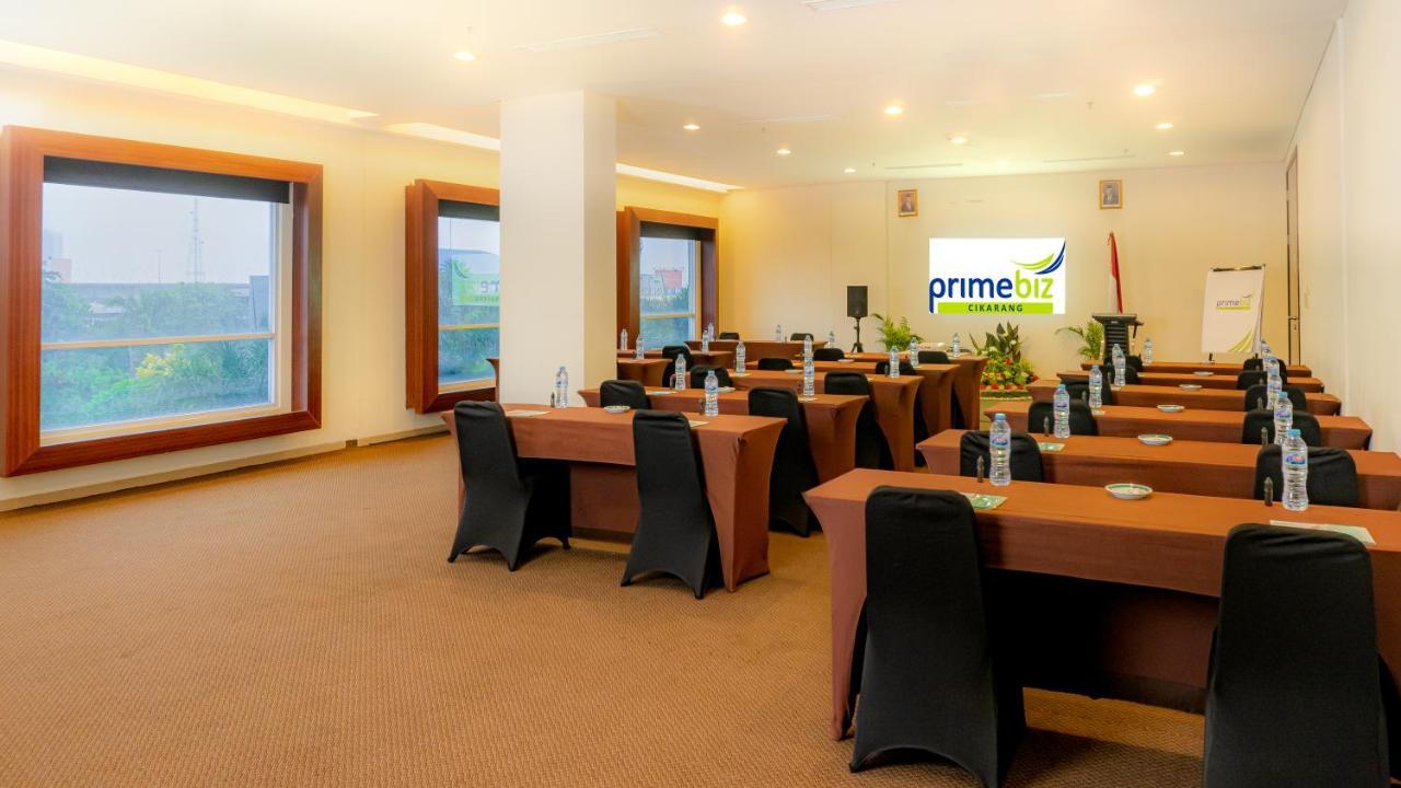 Hotel Primebiz Cikarang Extérieur photo